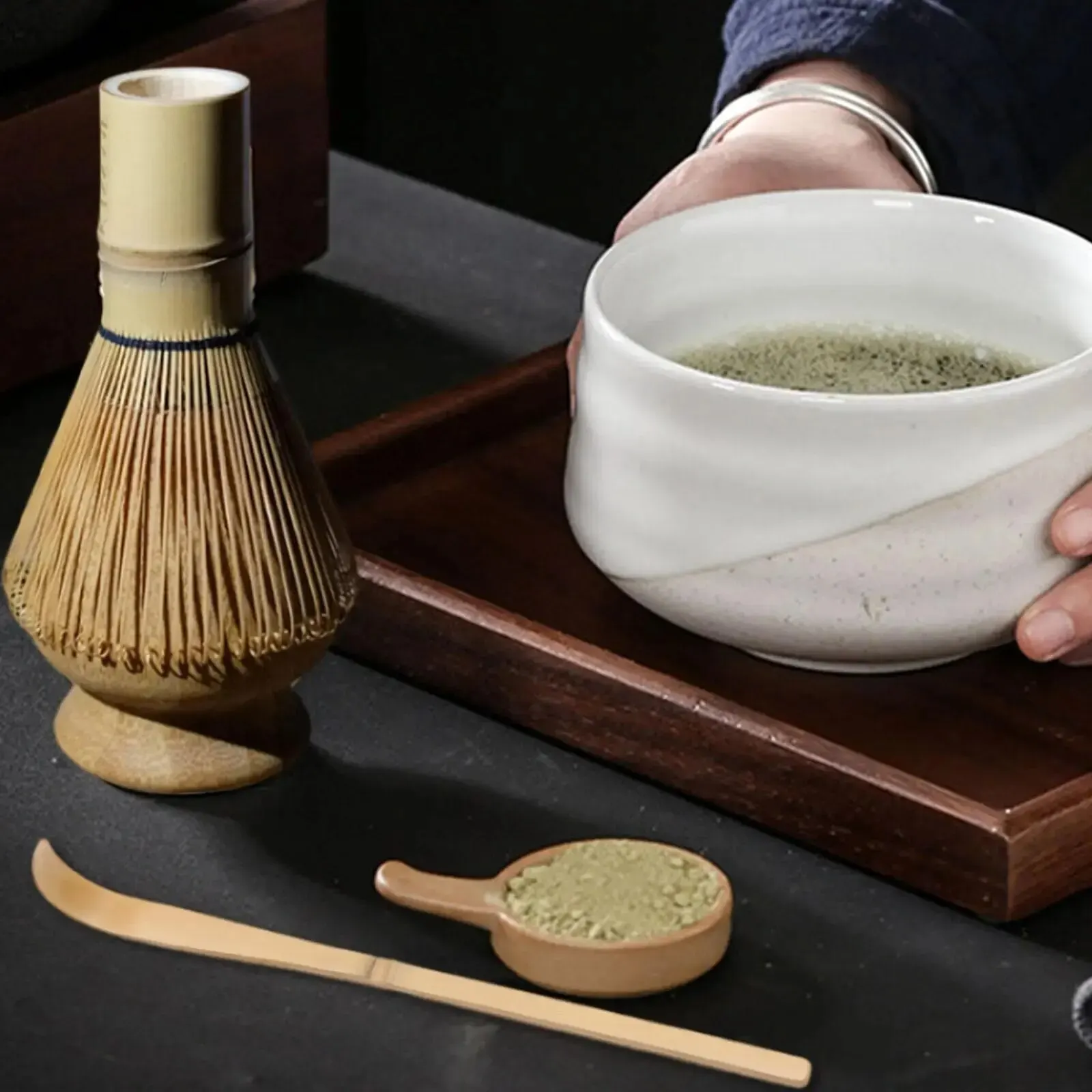 Kit complet de bol de thé vert matcha traditionnel avec cuillère à