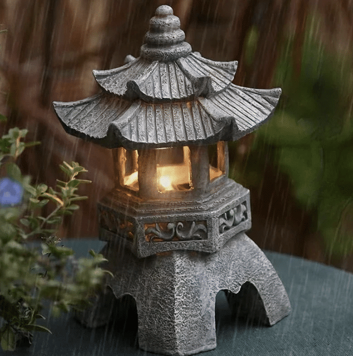 Pagode japonaise en pierre