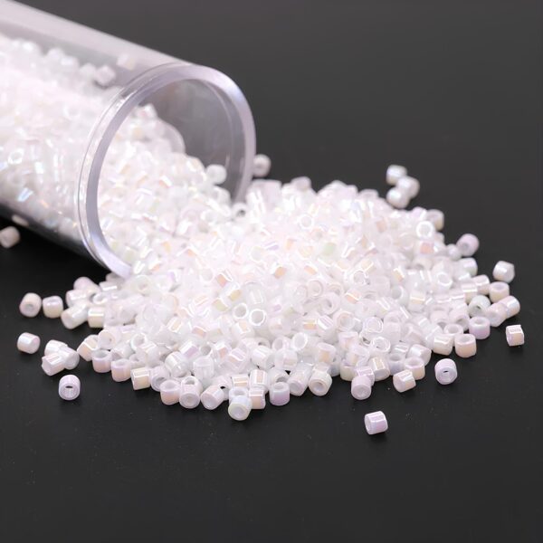 Perle Japonaise Miyuki Delica 11/0 Blanche (Ø 1.6 mm)