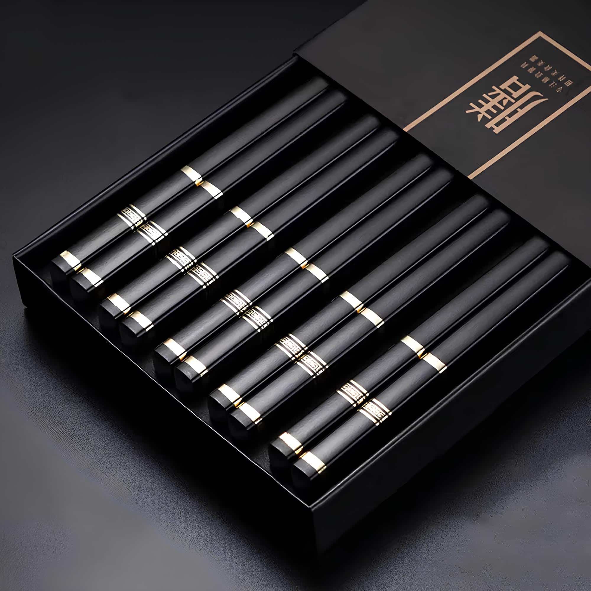 Baguettes japonaises traditionnelles​ noires