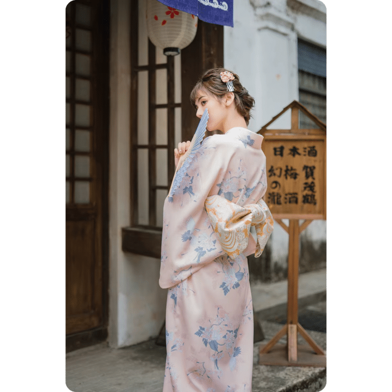 Kimono Traditionnel Floral Rose pour Femme 6