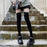 Chaussettes-Japonaises-Opaques-Au-dessus-du-Genou-Ornees-Dun-Nud-galerie-6011