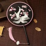 Eventail-Uchiwa-Brode-en-Organza-avec-Motifs-Japonais-Traditionnels-galerie-3481