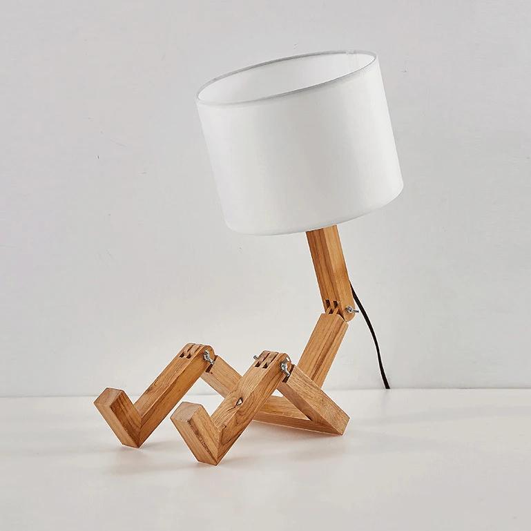 Lampe-Articulee-en-Bois-en-Forme-de-Robot-avec-Abat-jour-galerie-8232