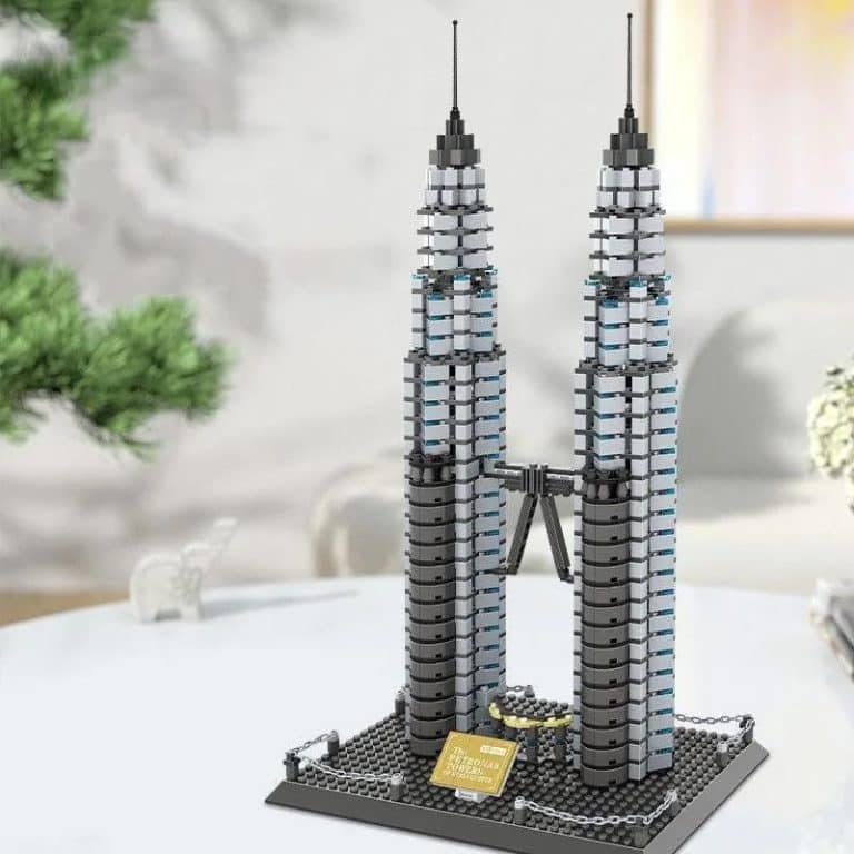 Maquette-a-Assembler-des-Tours-Jumelles-Petronas-de-Kuala-Lumpur-en-1158-Pieces-galerie-7256