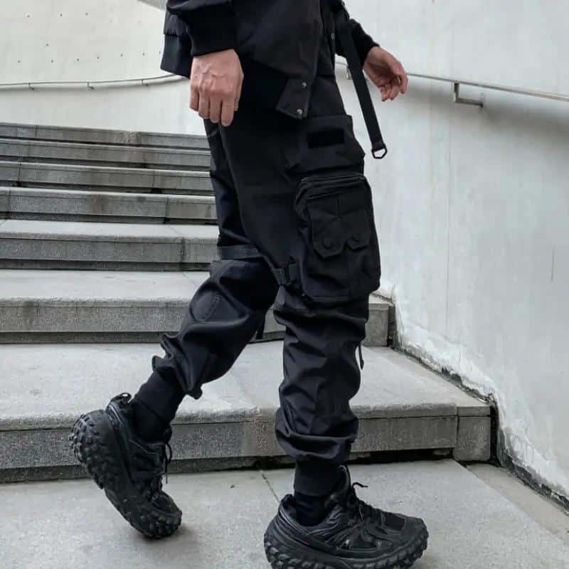 Pantalon cargo Techwear noir à multiples poches et sangles tactiques