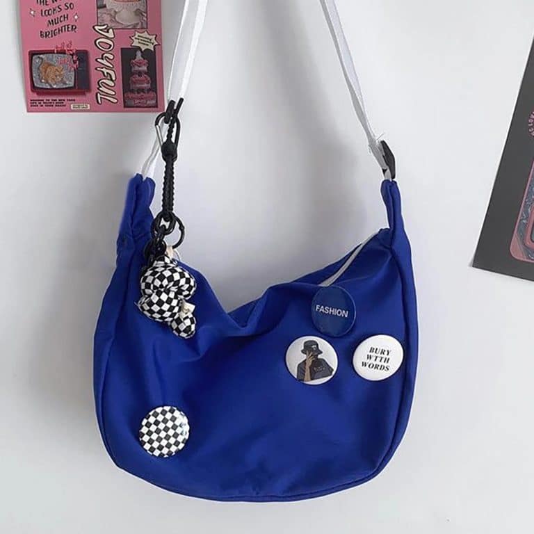 Sac-a-Bandouliere-Decontracte-Japonais-avec-zip-et-Badges-galerie-4634
