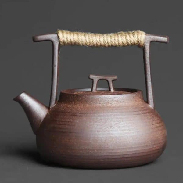 Théière artisanale japonaise en céramique mate avec anse