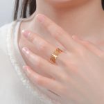 Bague 7 chakras ajustable avec motifs ajourés