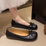Ballerines-a-Bout-Tabi-et-Nud-Decoratif-pour-un-Look-Japonais-galerie-2571