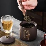 Boite-a-the-Japonaise-en-Ceramique-avec-Decor-Dore-Grave-galerie-2346