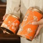 Boite a the Vintage en Metal avec Motifs Floraux