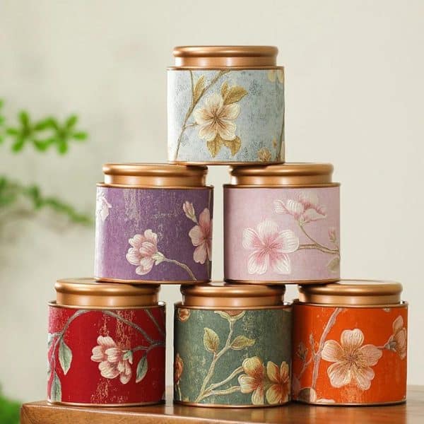 Boite a the Vintage en Metal avec Motifs Floraux