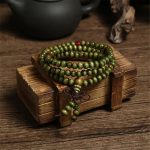 Bracelet-Mala-de-Perles-en-Bois-avec-Cordon-Ajustable-galerie-5605