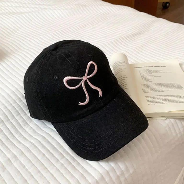 Casquette femme avec broderie de nœud décoratif - Noir