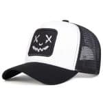 Casquette trucker avec patch brodé à visage souriant - Noir et Blanc Bicolore