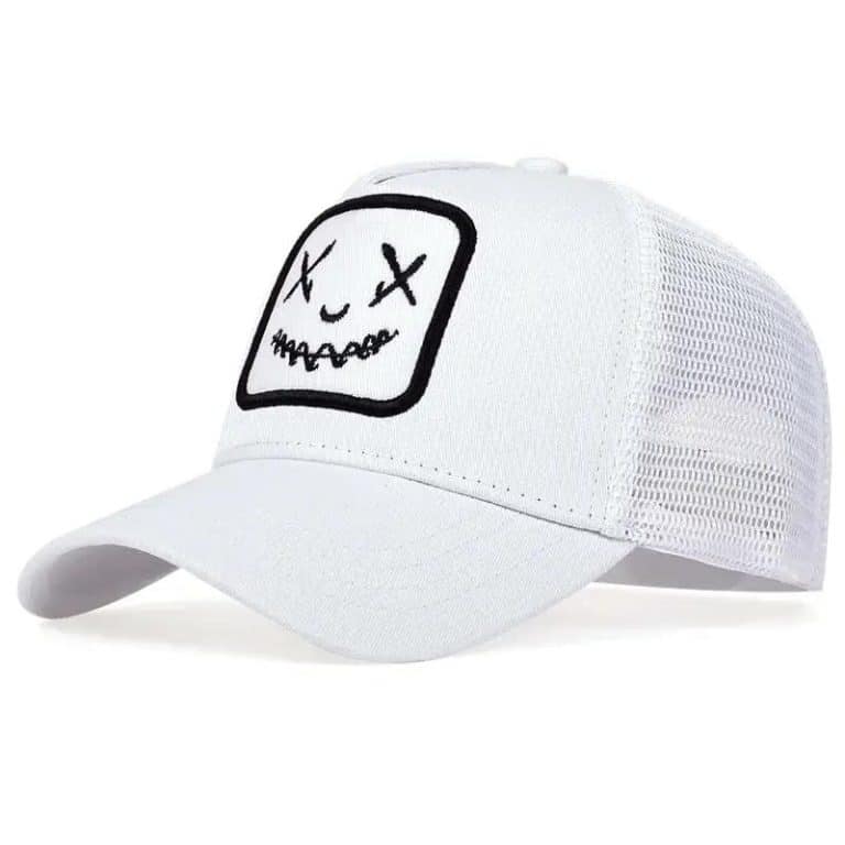 Casquette trucker avec patch brodé à visage souriant - Blanc