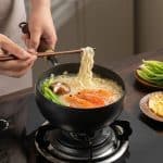 Casserole-Artisanale-Japonaise-Antiadhesive-avec-Manche-en-Bois-a-Bague-Doree-galerie-2438