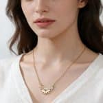 Collier pierre de chakra avec pendentif en fleur de lotus