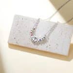 Collier pierre de chakra avec pendentif en fleur de lotus