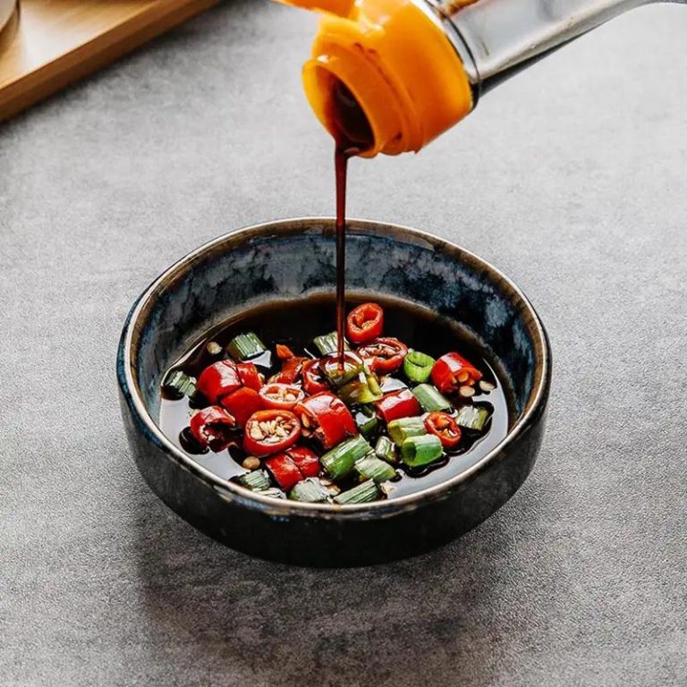 Coupelle-a-Sauce-en-Ceramique-Japonaise-Minimaliste-et-Emaille-galerie-6548