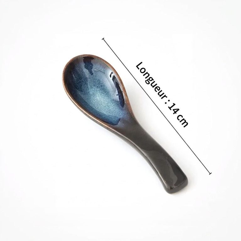 Cuillere-Ceramique-Artisanale-Emaillee-au-Manche-Incurve-technique-5923