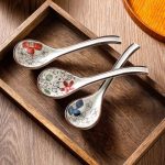 Cuillere-a-Soupe-Japonaise-en-Ceramique-Ornee-de-Decors-Floraux-et-Naturels-galerie-8813