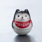 Figurine shiba inu en céramique émaillée - Noir et Gris avec Bandeau Rouge