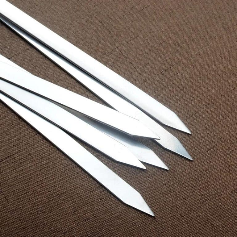 Lot de 6 brochettes pour yakitori en inox torsadé avec manche en bois