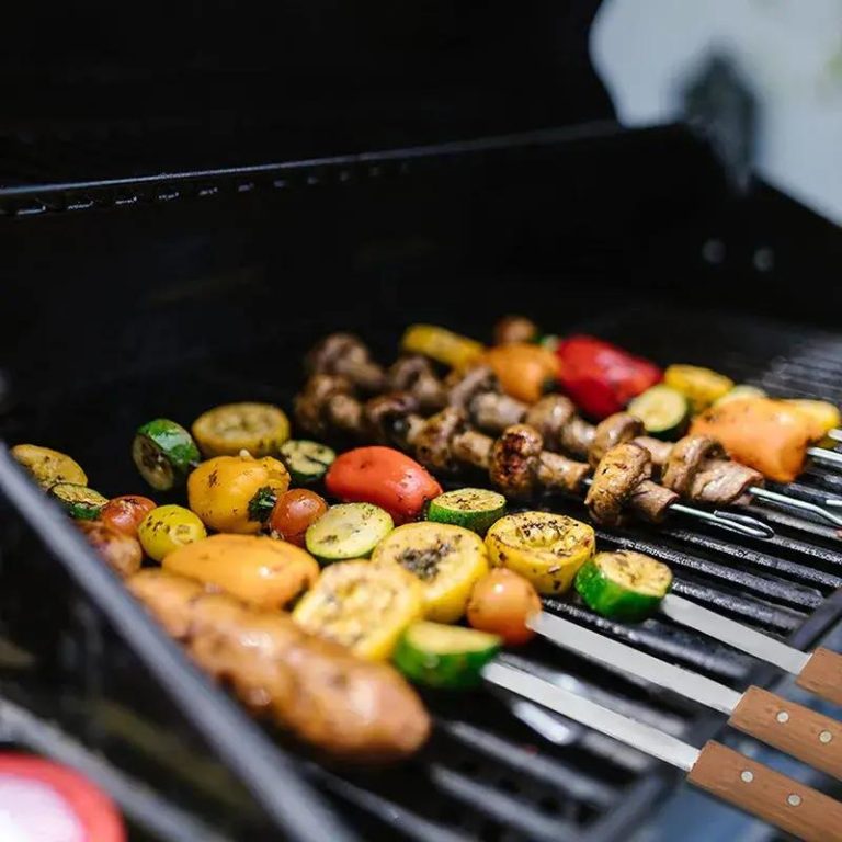 Piques-a-Brochettes-Inox-Plates-avec-Manche-en-Bois-en-lot-de-6-galerie-3704