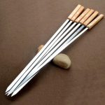 Piques-a-Brochettes-Inox-Plates-avec-Manche-en-Bois-en-lot-de-6-galerie-7639