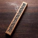 Porte-encens japonais en bambou avec couvercle ajouré sculpté