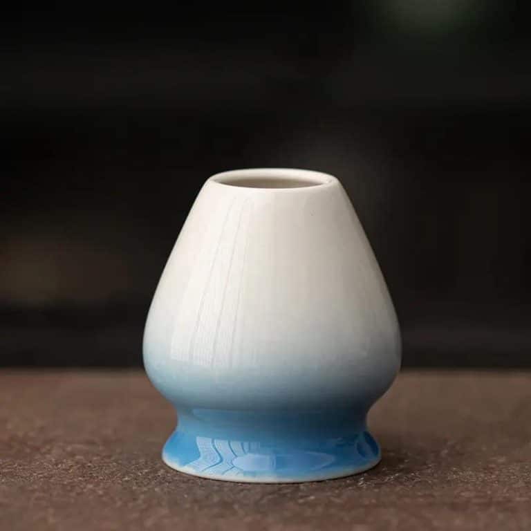 Porte-fouet à matcha en céramique émaillée - Blanc et Bleu Clair