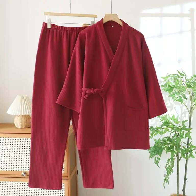 Pyjama japonais d’hiver en coton épais avec col en V et liens à nouer