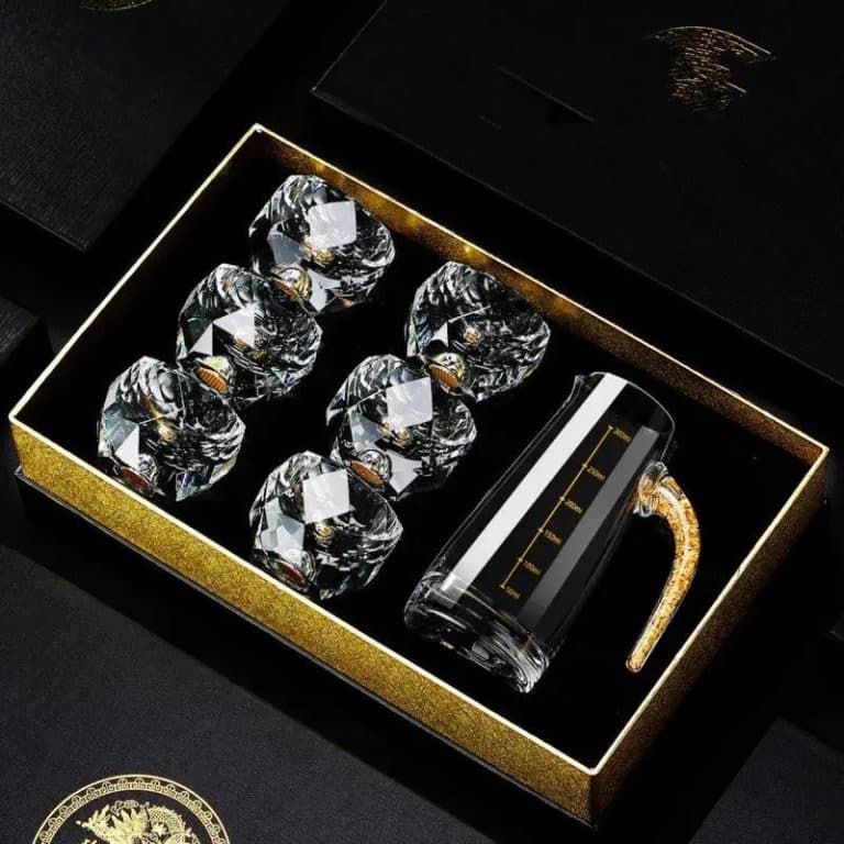 Set de carafe et verres à umeshu en cristal Edo facetté