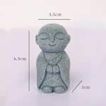 Statuette de moine bouddhiste en résine effet pierre - Moine Méditant Mains Croisées