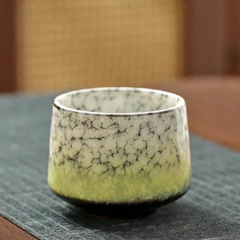 Tasse a Effet Craquele en Gres pour Ceremonie du The