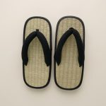 Tongs-Japonaises-Tressee-avec-Lanieres-Noires-picture-2206