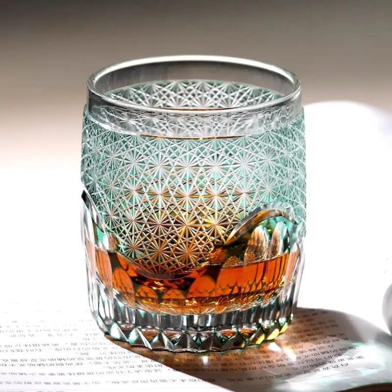 Verre-a-Whisky-Original-en-Cristal-edo-Kiriko-Grave-Style-Japonais-galerie-2629