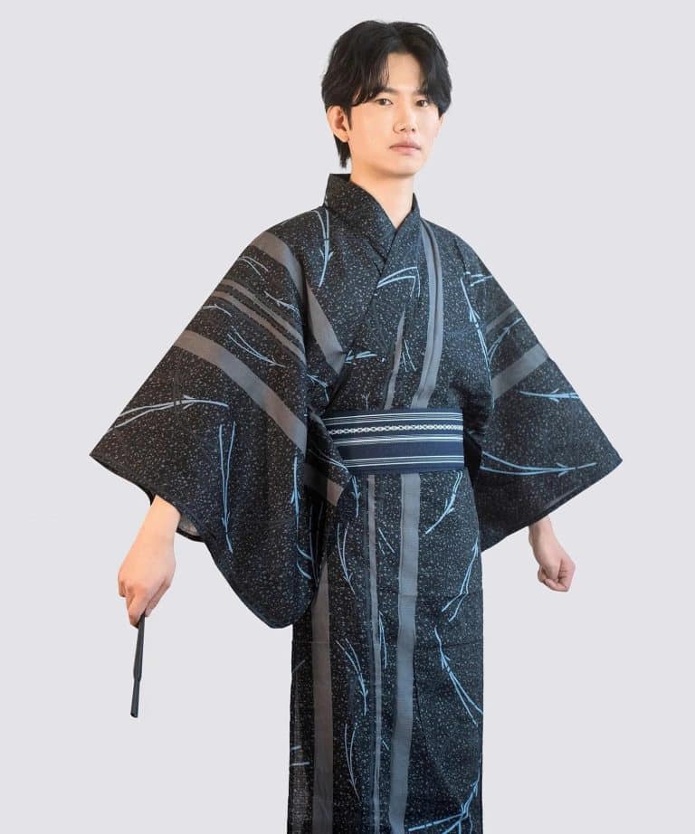 Yukata en Coton Noir a Motifs de Feuilles de Bambou