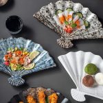 Assiette éventail en céramique émaillée avec effet marbré
