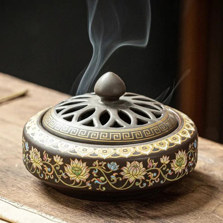 Brûleur d'encens en céramique ajouré avec motifs de pétales - Beige Fleurs Dorées