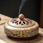 Brûleur d'encens en céramique ajouré avec motifs de pétales - Jaune Fleurs Multicolores