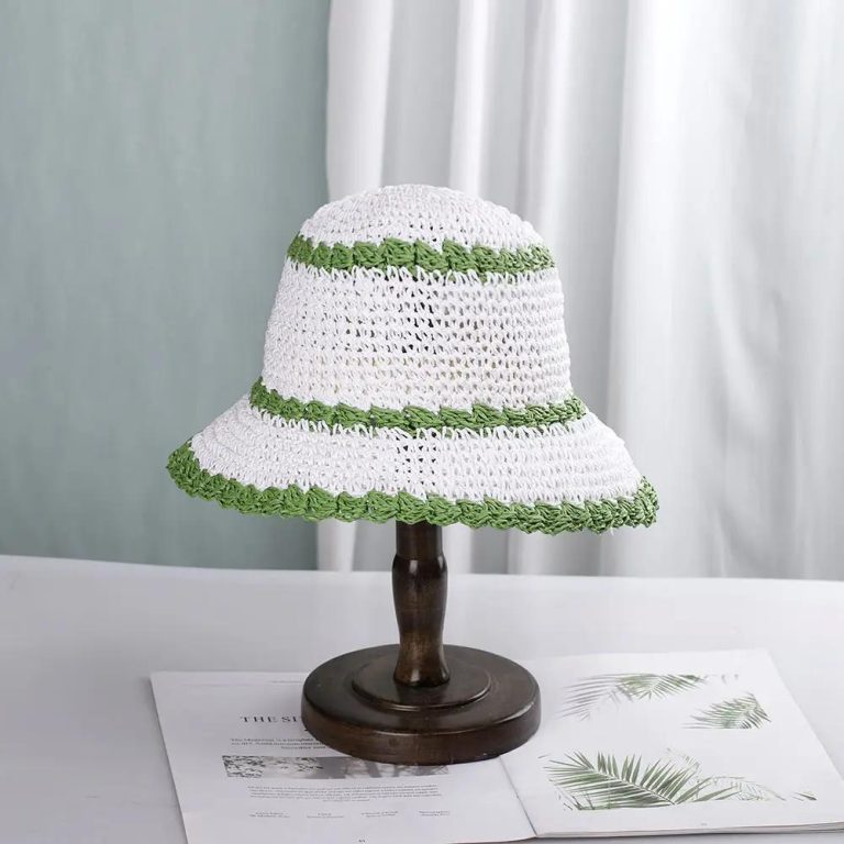 Chapeau de paille ajouré coréen femme à bord large ondulé