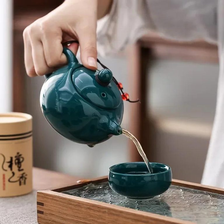 Service à thé japonais en céramique pour 4 personnes avec accessoires