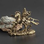 Statuette cheval avec guerrier japonais monté