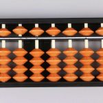 Boulier-japonais-soroban-traditionnel-a-perles-mobiles-et-cadre-noir-picture-4