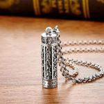 Collier-avec-pendentif-tibetain-en-argent-cylindrique-grave-de-mantras-bouddhist-picture-3