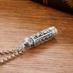 Collier-avec-pendentif-tibetain-en-argent-cylindrique-grave-de-mantras-bouddhist-picture-4