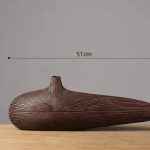 Grand-vase-decoratif-design-en-resine-a-stries-rayonnantes-picture-8
